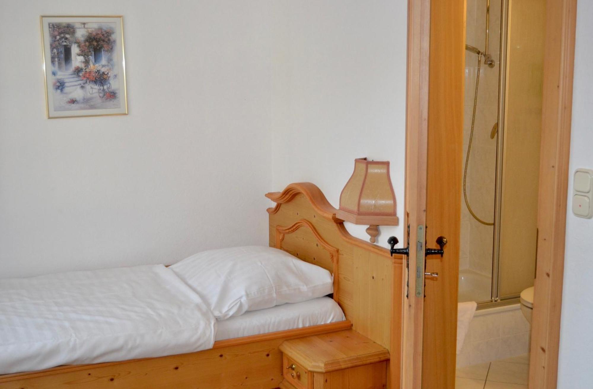 Harzer Hof Hotel Herzberg am Harz Bilik gambar